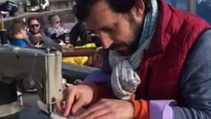 sewing at Kristallhutte
